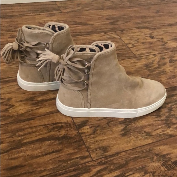 Zara Women High Top Suede Sneakers with Tie Back - Picture 5 of 6
